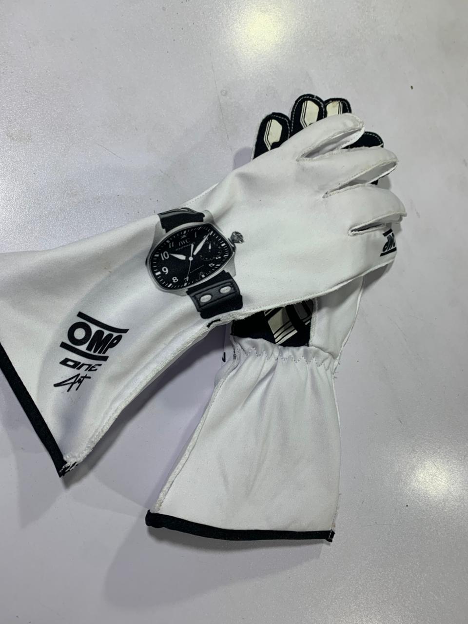 Brad Pitt Formula 1 Movie Racing Gloves – Limited Edition