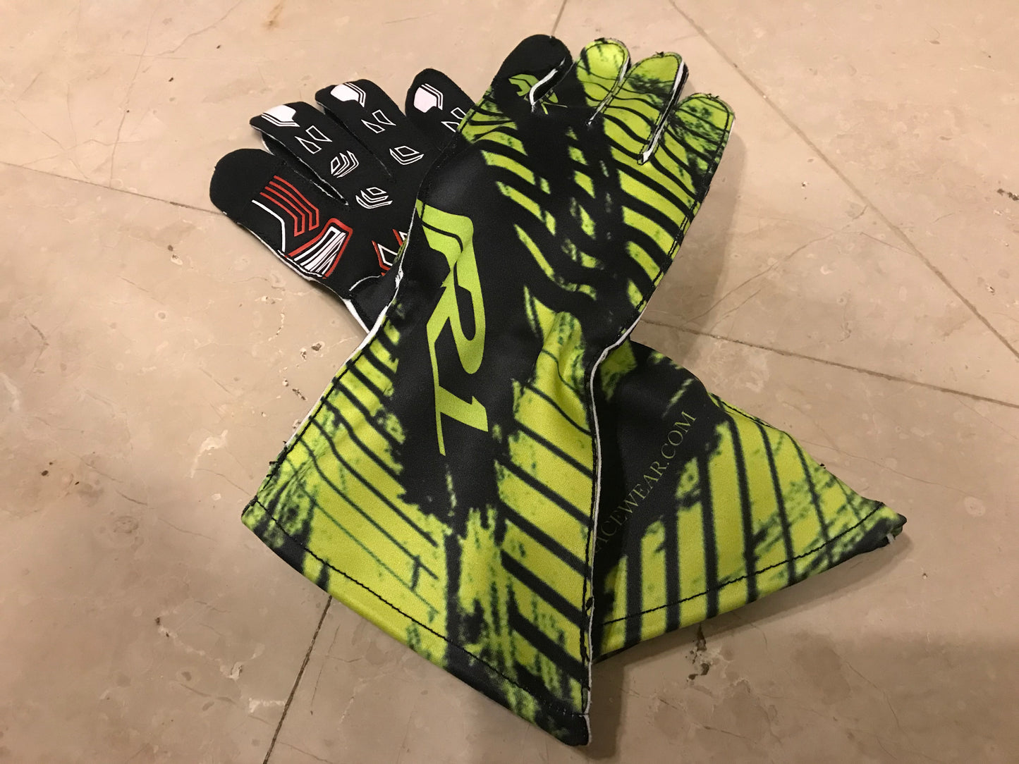 Limited Edition 2021 FR-1 OFFICIAL kart / sim racing gloves WITH TOUCH ASSISTANCE